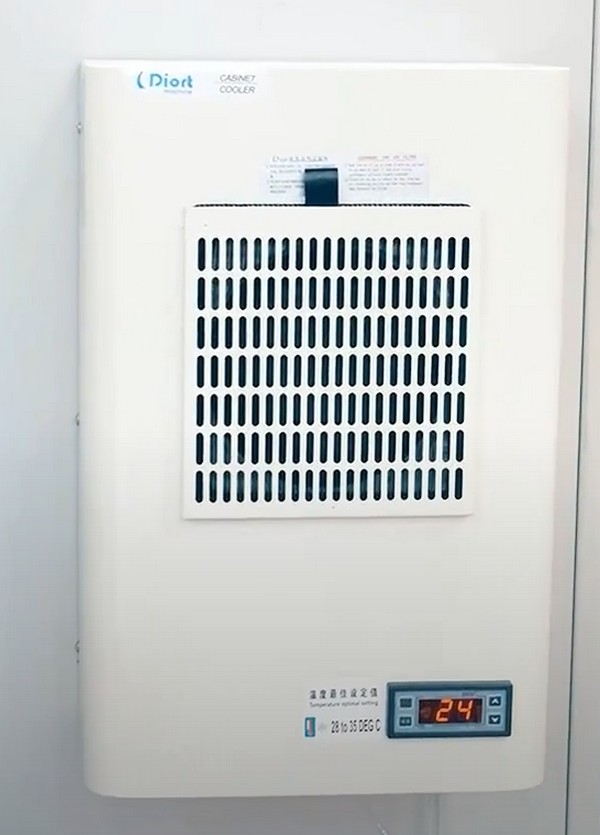 IRONMAC IMU-5X 800  Кондиционер электрошкафа 